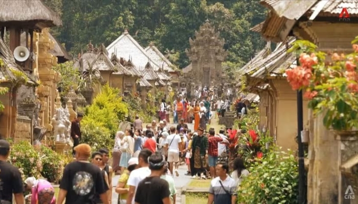 Indonesia Halts New Bali Hotels Over Overtourism